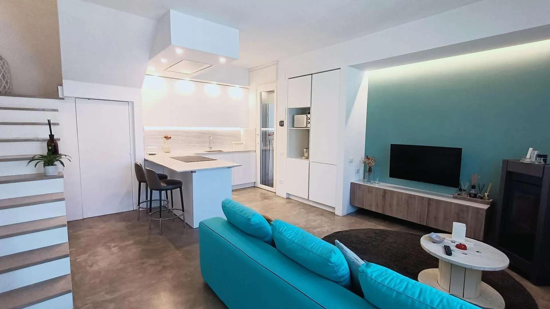 Casa Mazzini -Luxury Stay- Torre del Lago Puccini Daire